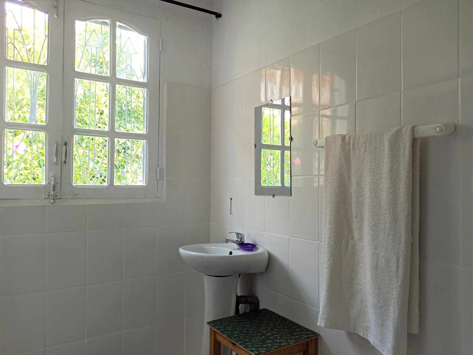 אנטננריבו Chez Jeanne Chambre D'Hote מראה חיצוני תמונה