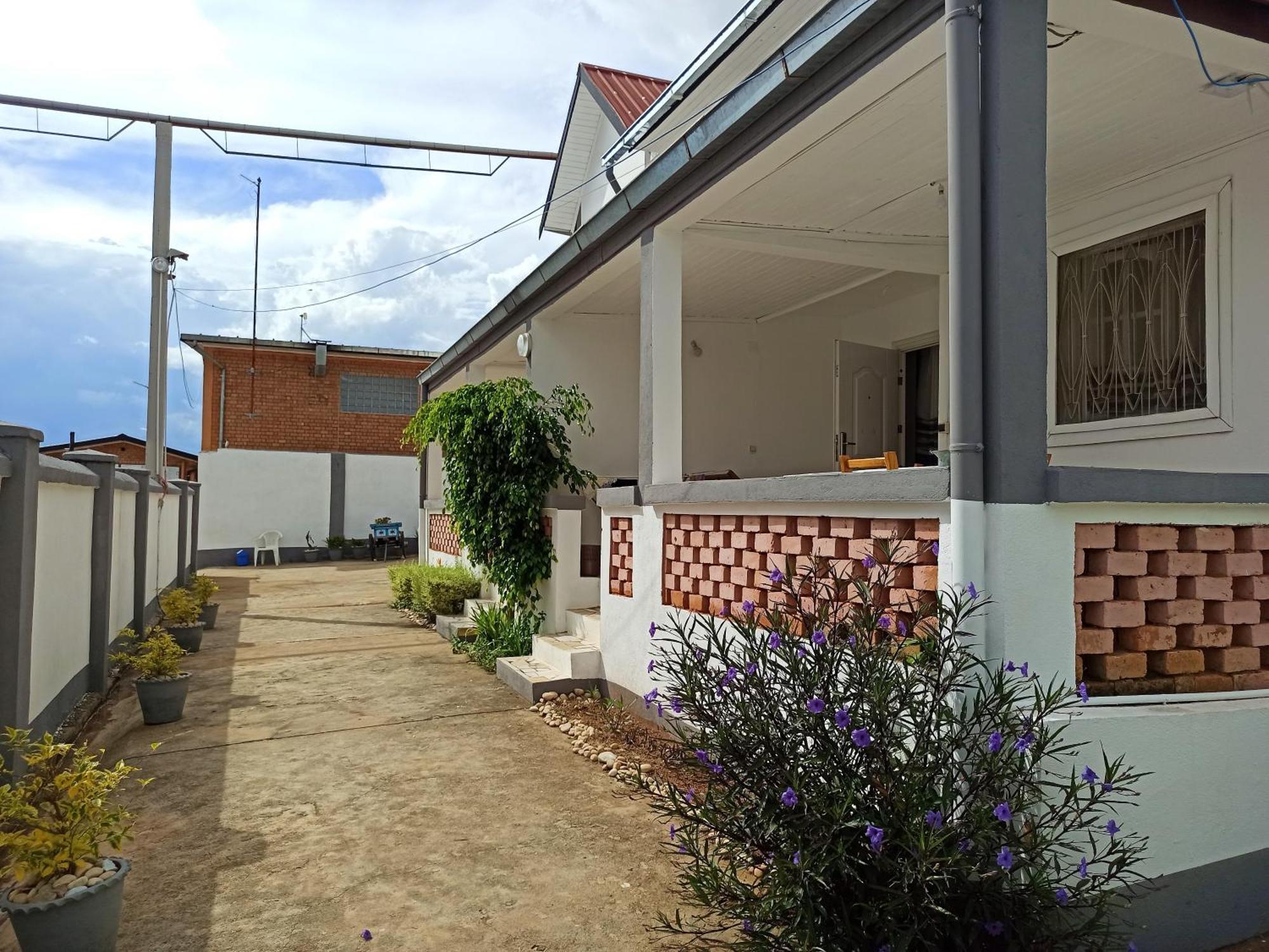 אנטננריבו Chez Jeanne Chambre D'Hote מראה חיצוני תמונה
